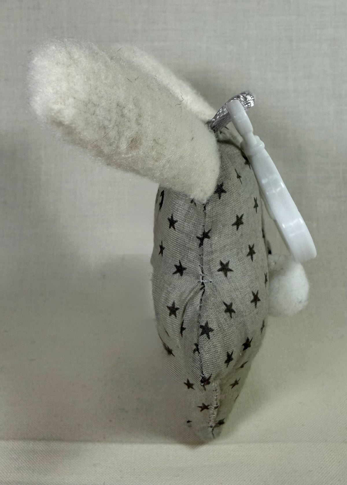 'Uggokin' Palm Monster Plush Keychain- Star Bunny