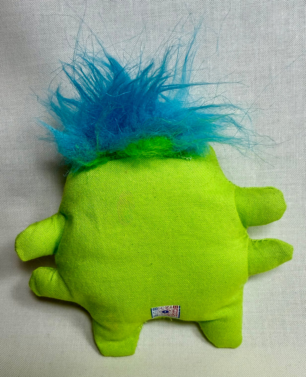 'Uggokin' Palm Monster Plush Keychain- Green Alien